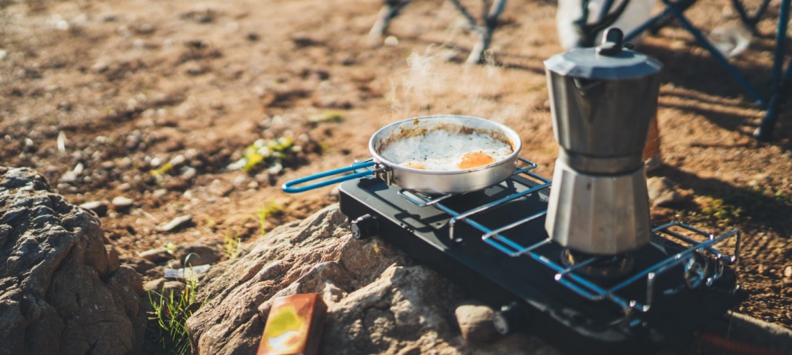 Camping cooking - Vuly Play.jpg